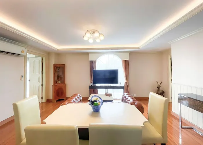 Aspira Hana Executive Thonglor 曼谷