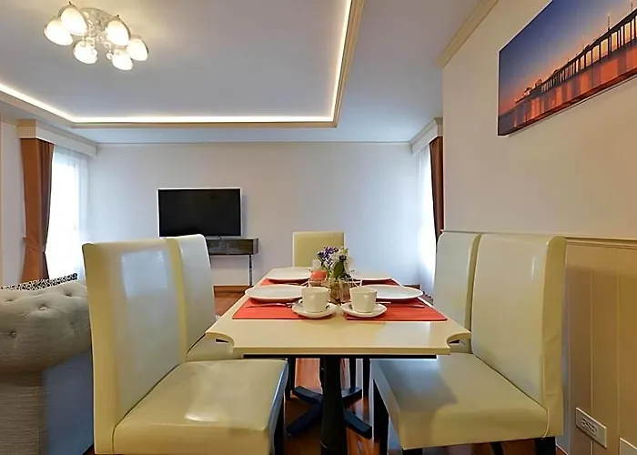 Aspira Hana Executive Thonglor Бангкок