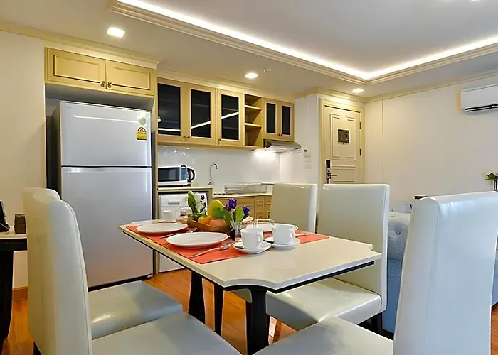 Aspira Hana Executive Thonglor 4* Бангкок