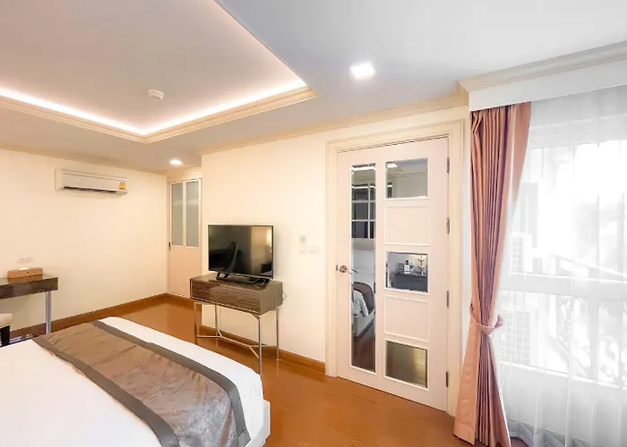 Aspira Hana Executive Thonglor 호텔 4*