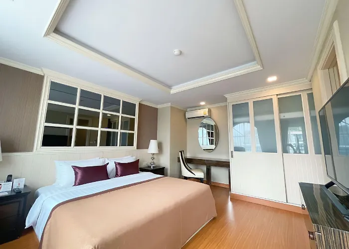 Aspira Hana Executive Thonglor 4*